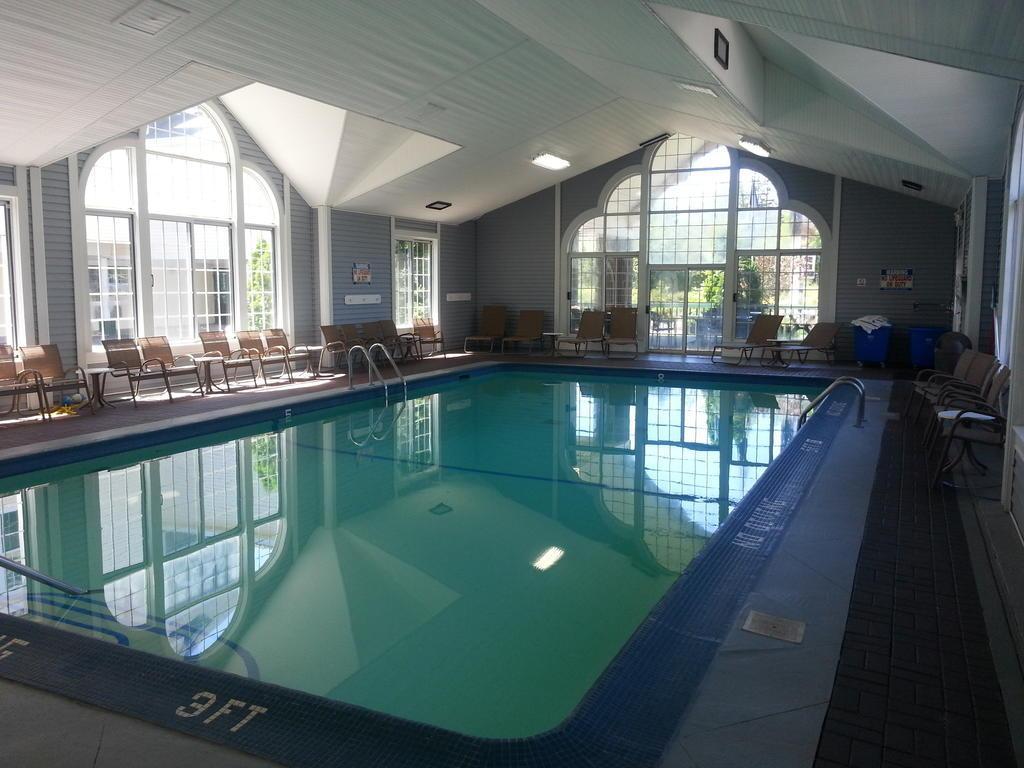 מקינאו סיטי Clarion Hotel Beachfront מראה חיצוני תמונה